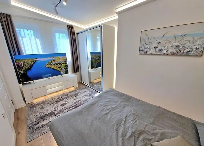 Apartman Luxury Apartment. 75 Inches Tv Várna